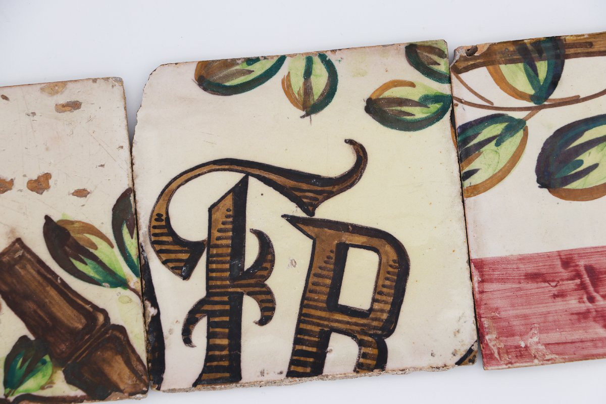 18th Century Set Of Three Baroque Tiles, Portuguese-photo-3