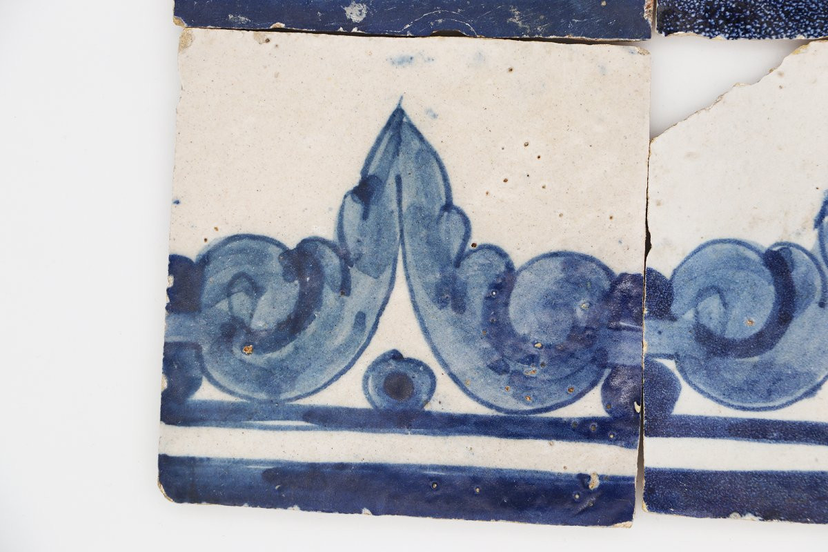 18th Century Set Of Four Rococo Baroques Tiles, Portuguese-photo-3