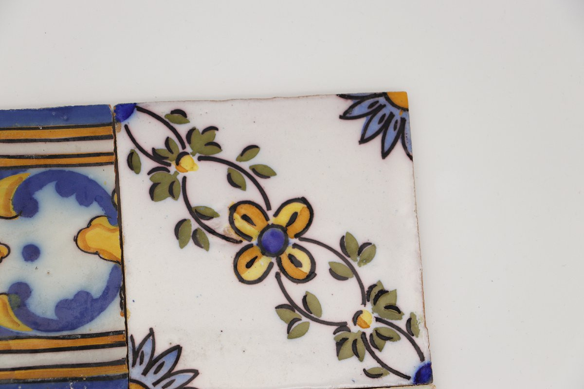 19th Century Set Of Four Baroque Floral Tiles, Portuguese-photo-3