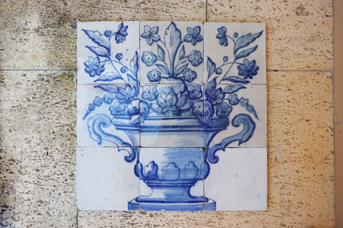 Tile Mural Panel Depicting A Baroque Jardinière With Flowers, Portuguese, 18th Century-photo-2