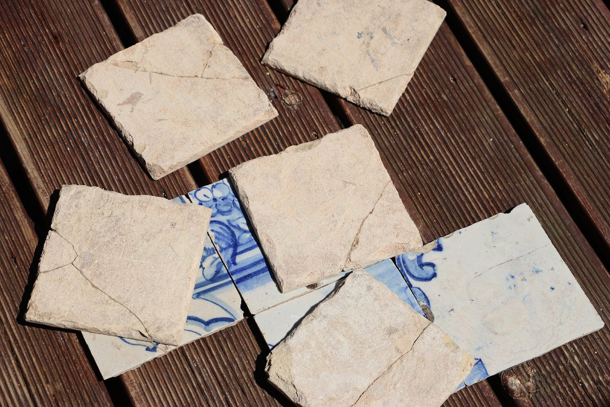 Tile Mural Panel Depicting A Baroque Jardinière With Flowers, Portuguese, 18th Century-photo-8