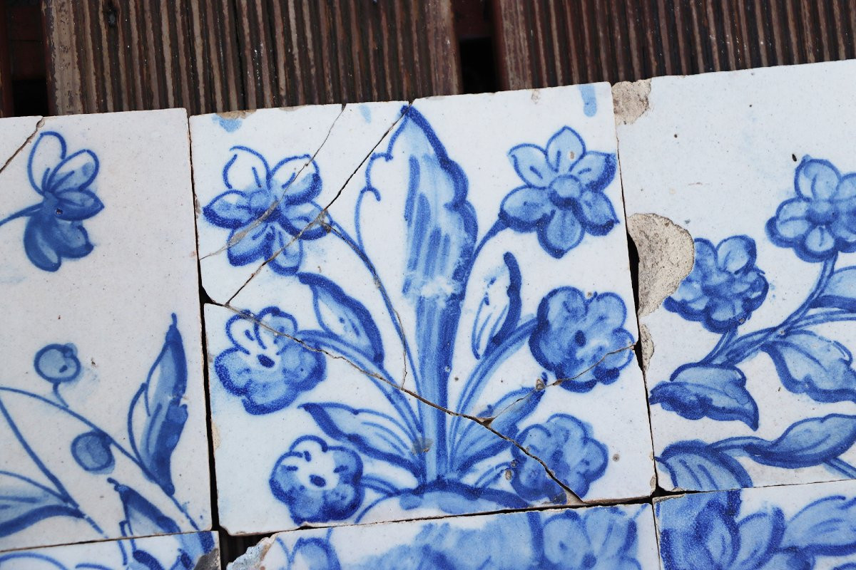 Tile Mural Panel Depicting A Baroque Jardinière With Flowers, Portuguese, 18th Century-photo-3