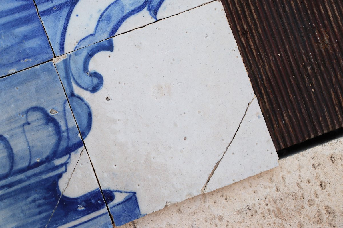 Tile Mural Panel Depicting A Baroque Jardinière With Flowers, Portuguese, 18th Century-photo-6