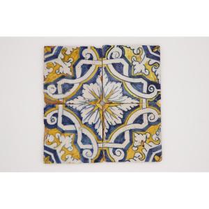Carreaux anciens du XVIIe siècle, lot de quatre, portugais
