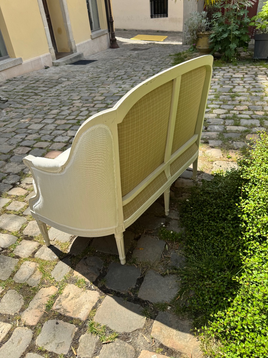 Canapé trilobé d’époque Louis XVI en hêtre réchampi estampillé de jean baptiste Boulard -photo-1