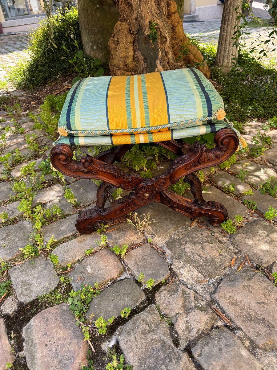 Mid-19th-century Louis XV-style Walnut Folding Chair 