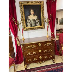 Louis XIV Chest Of Drawers In Amourette With Inlaid Top 