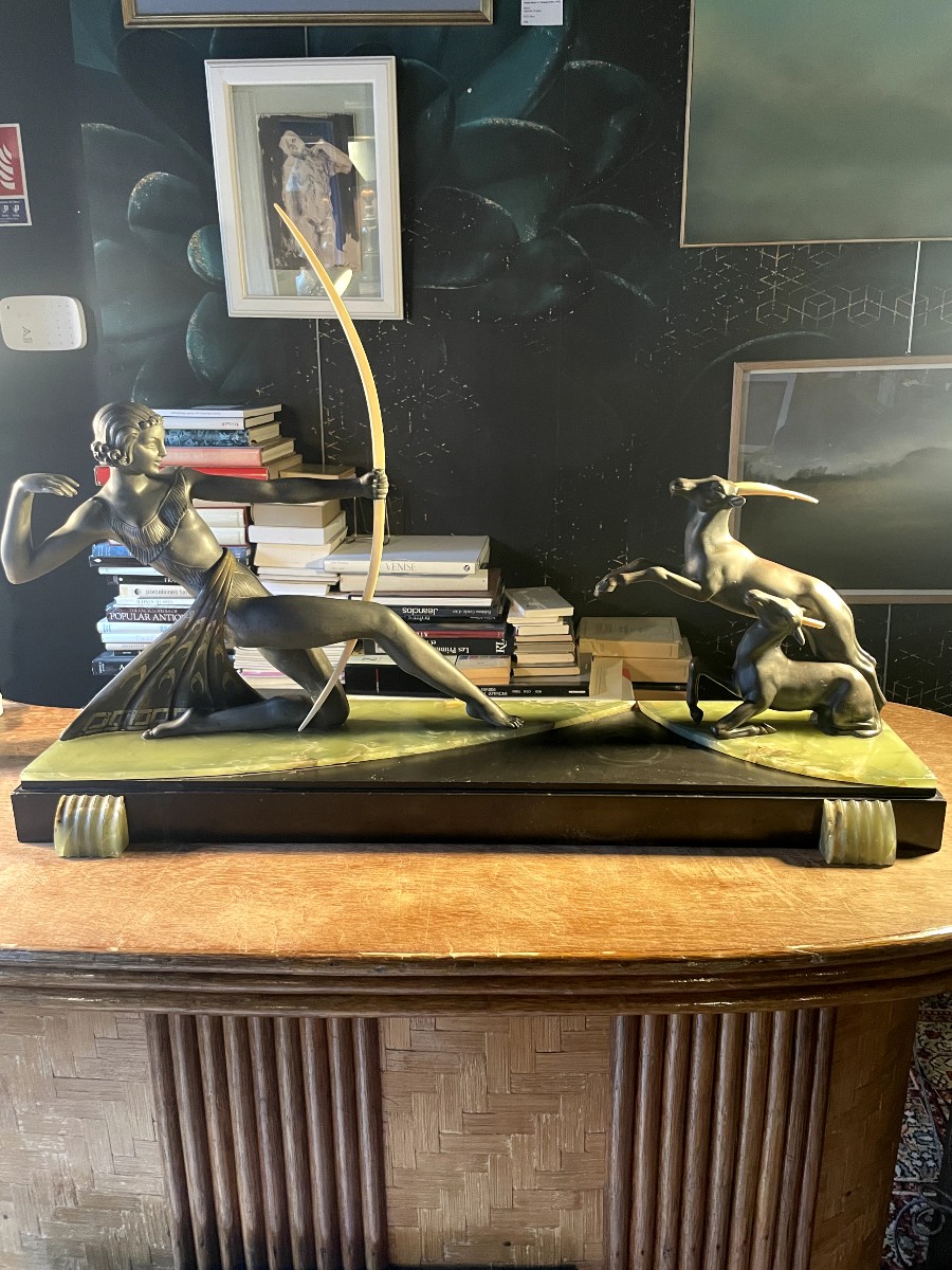 Diane chasseresse – Sculpture en régule, vers 1920-photo-2