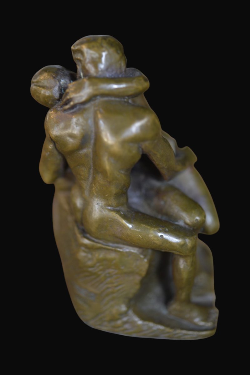 Embracing Couple - Bronze -photo-2