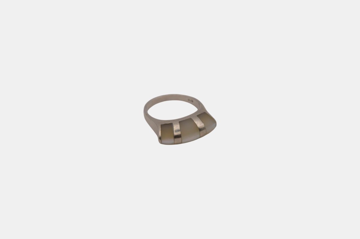925 Silver And Mother-of-pearl Ring – Size 58