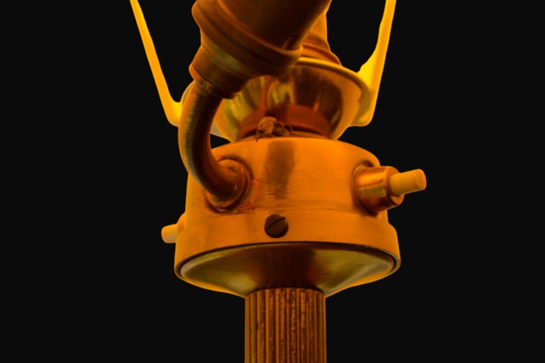 Lampe Art nouveau en bois sculpté ajouré – Circa 1920-photo-2