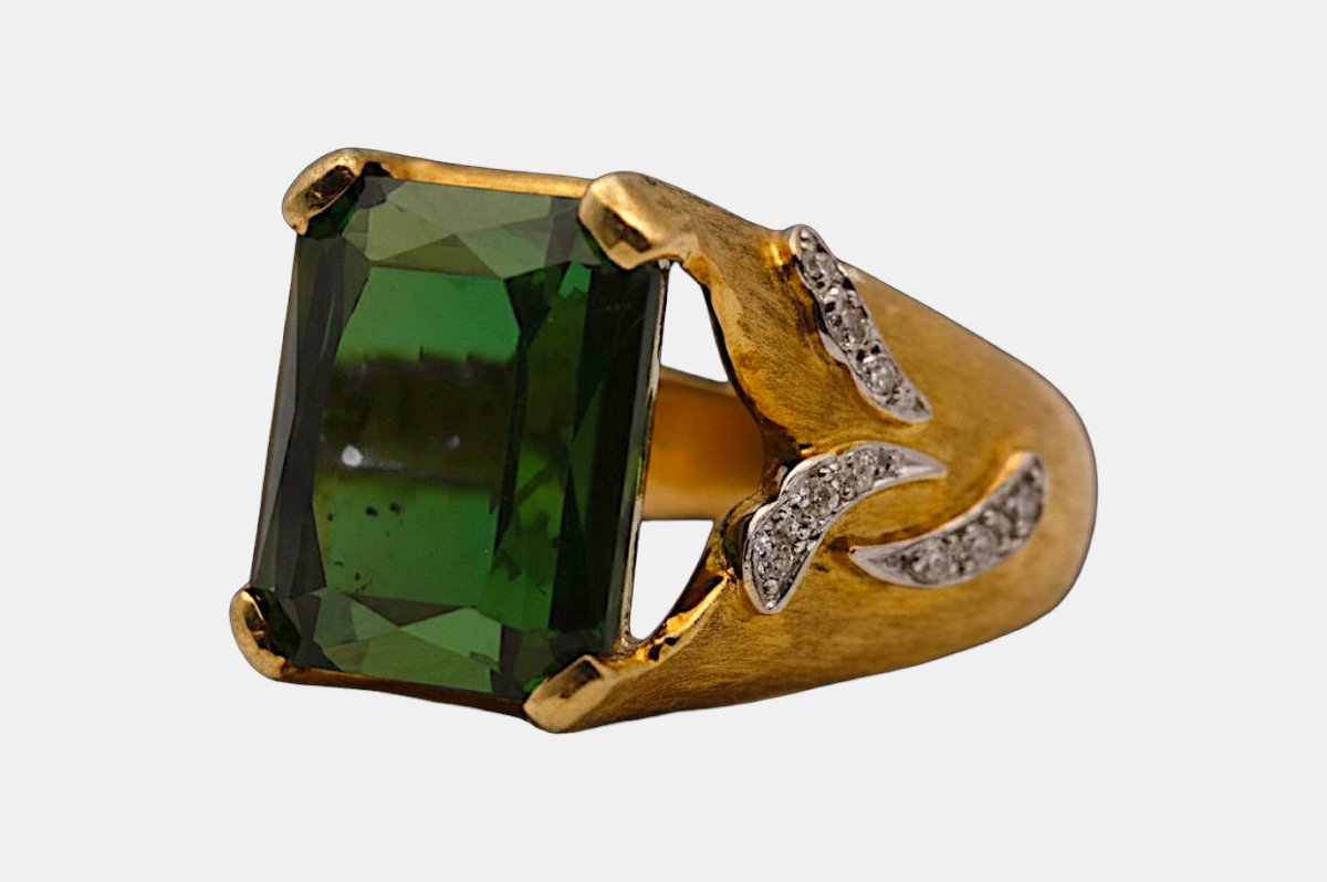 High-end Jewelry Ring In 18-karat Gold, Tourmaline, And Diamonds – Circa 1980