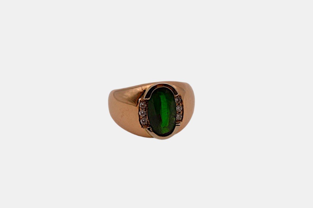 18-karat Gold Signet Ring With Tsavorite And Diamonds