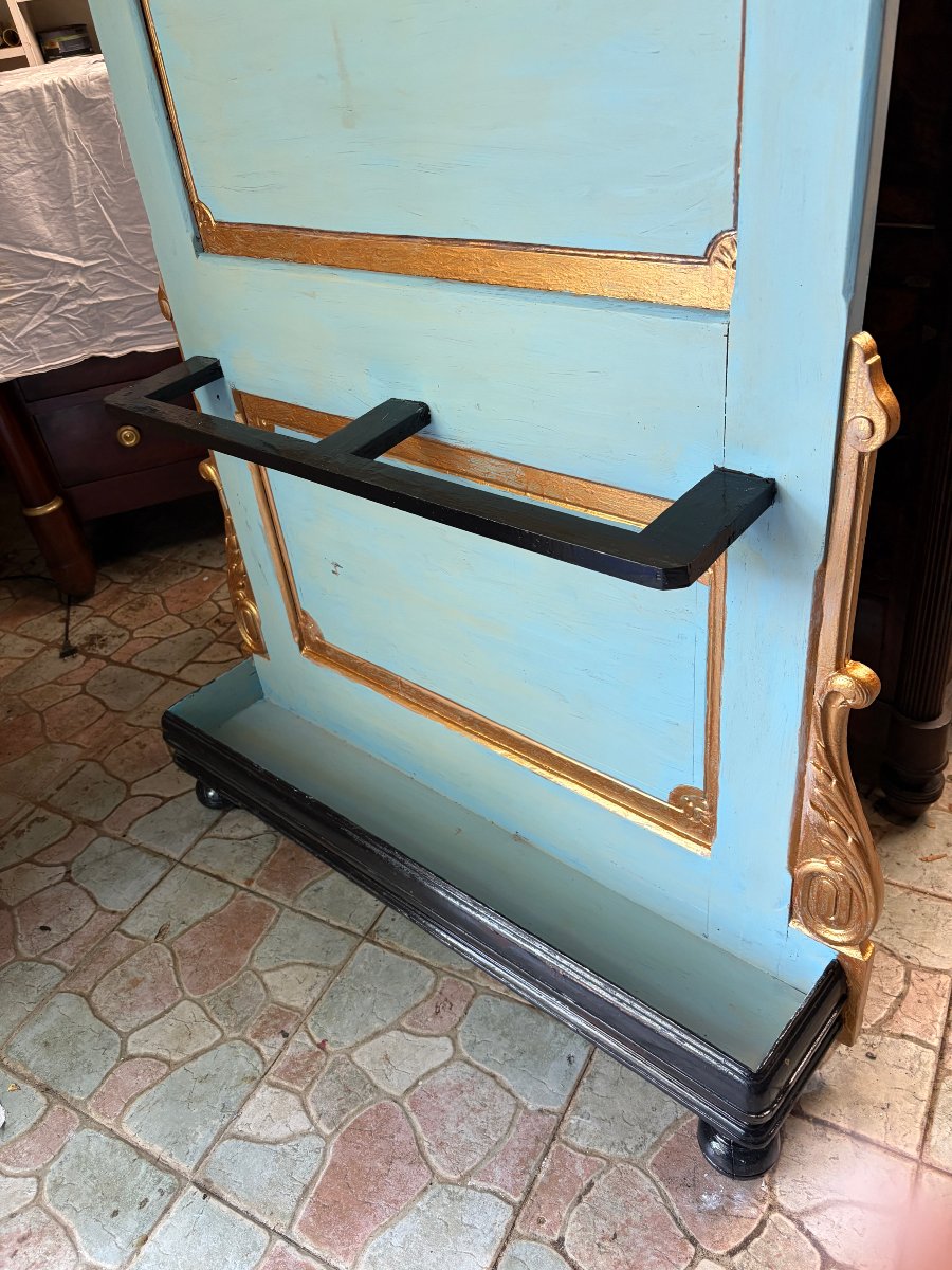 Antique Coat Rack-photo-1