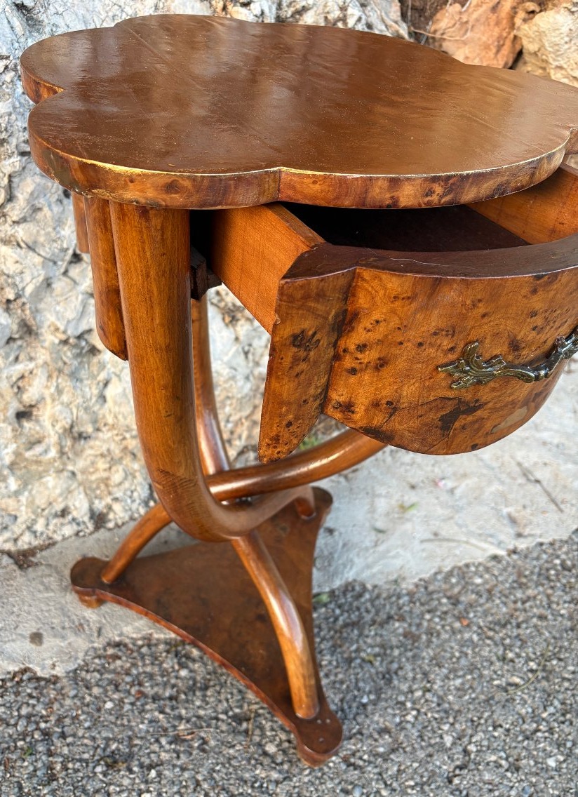 Petite Table Exotique-photo-2
