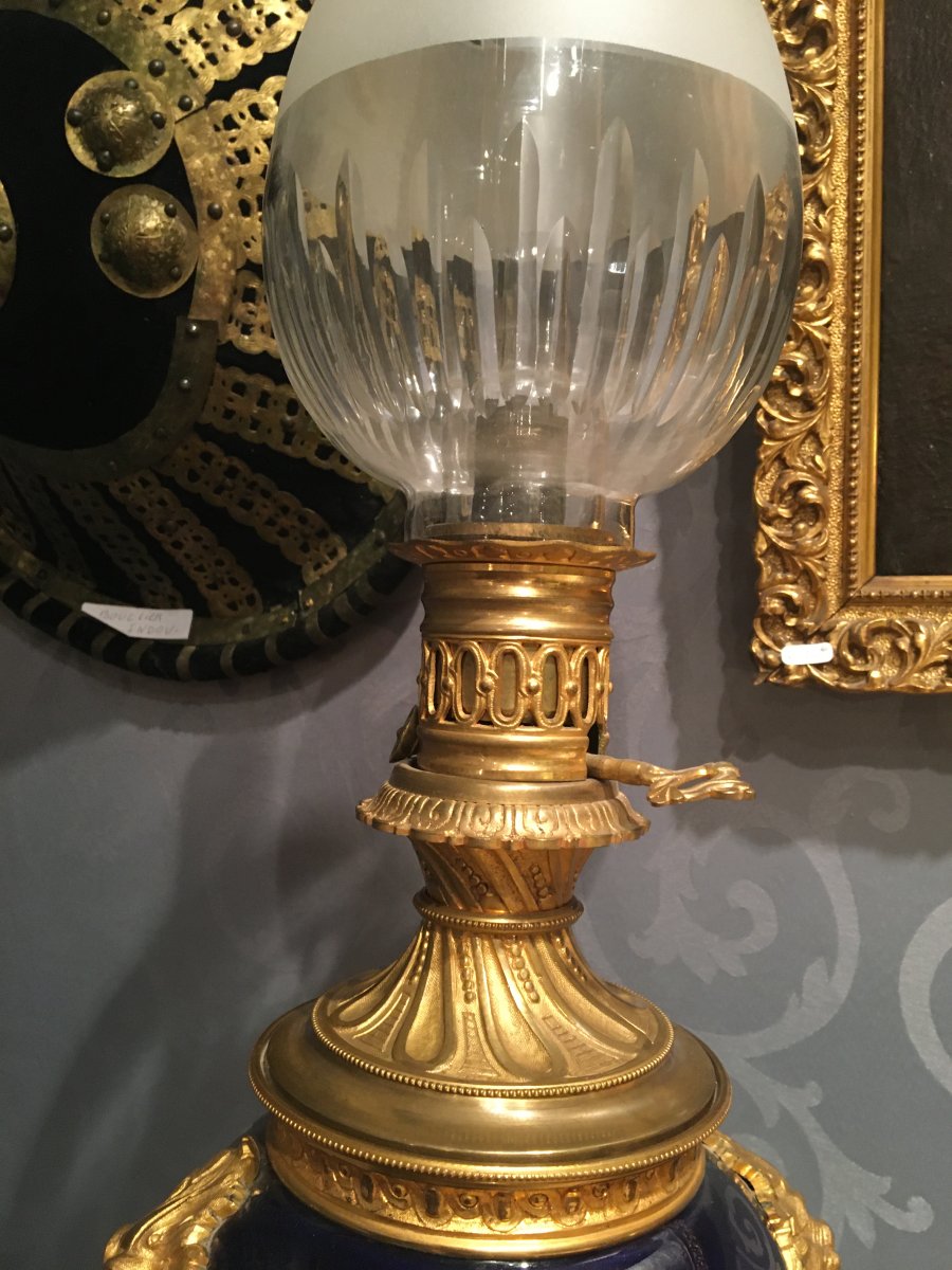 Gilt Bronze And Porcelain Of Paris Bowl And Candlesticks-photo-5