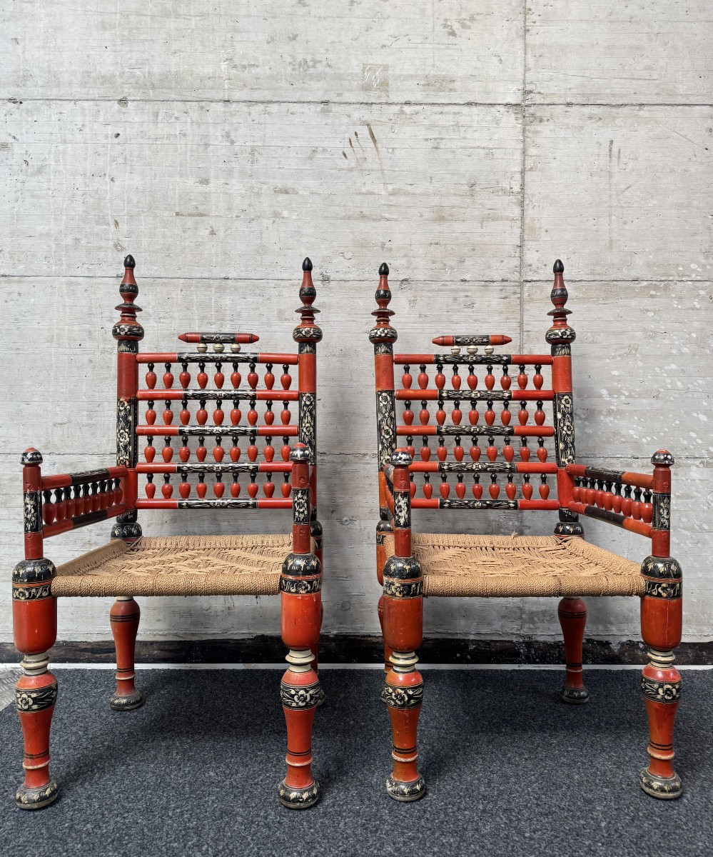 Rajasthan / aire punjabi – Très belle paire de fauteuils d’apparat, vers 1890–1910