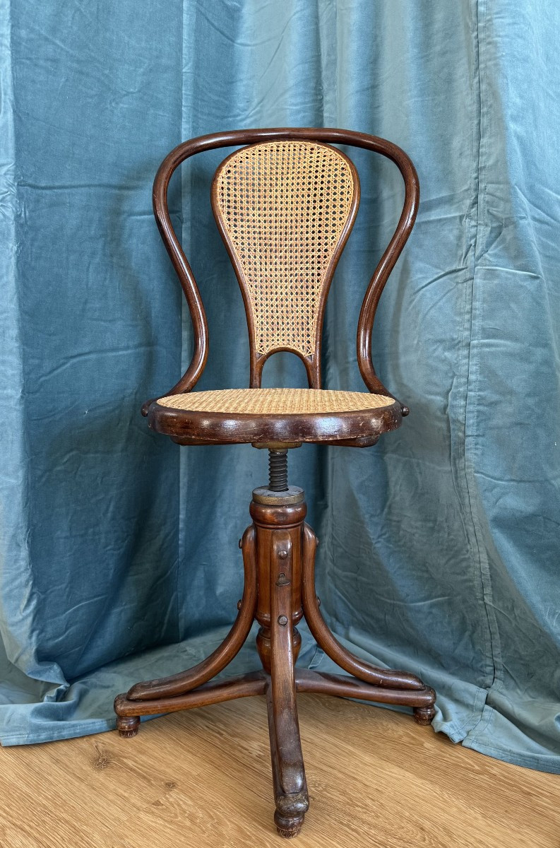 Chaise de bureau à système attribuée à Jacob Josef Kohn  – Vienne, fin XIXe siècle