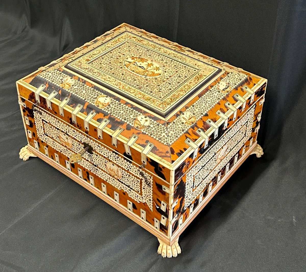 Anglo-indian Box, Vizagapatam, Early 20th Century-photo-1