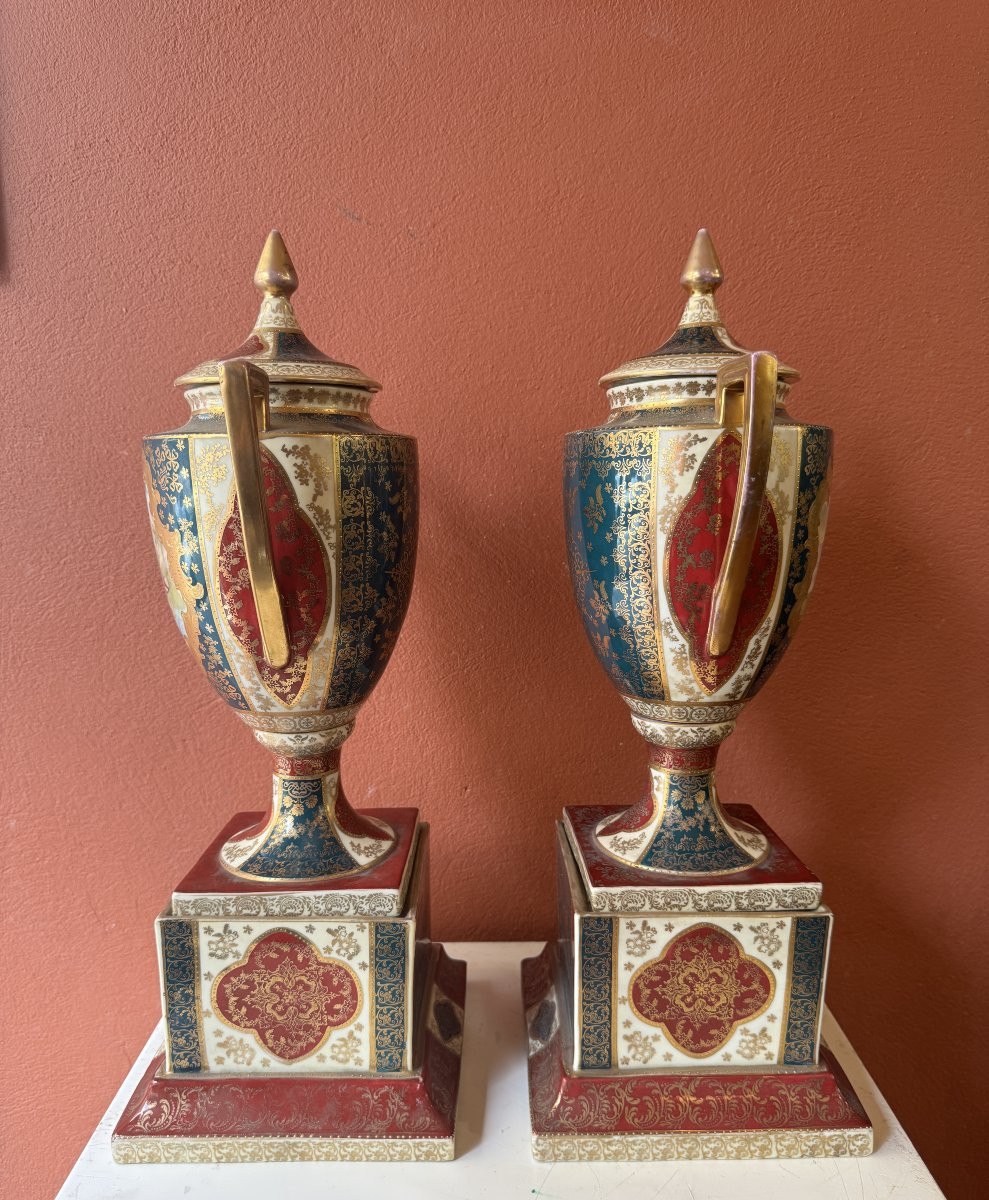 Paire de vases couverts en porcelaine de Vienne, Autriche XIX° siècle-photo-4