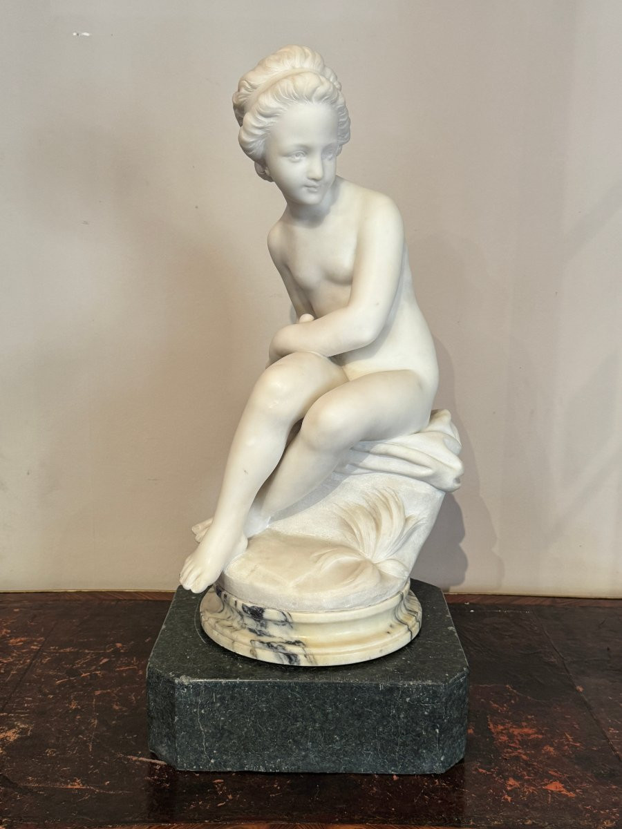 Sculpture en marbre " Psyché cachant l'arc de l'amour " XIXème-photo-2