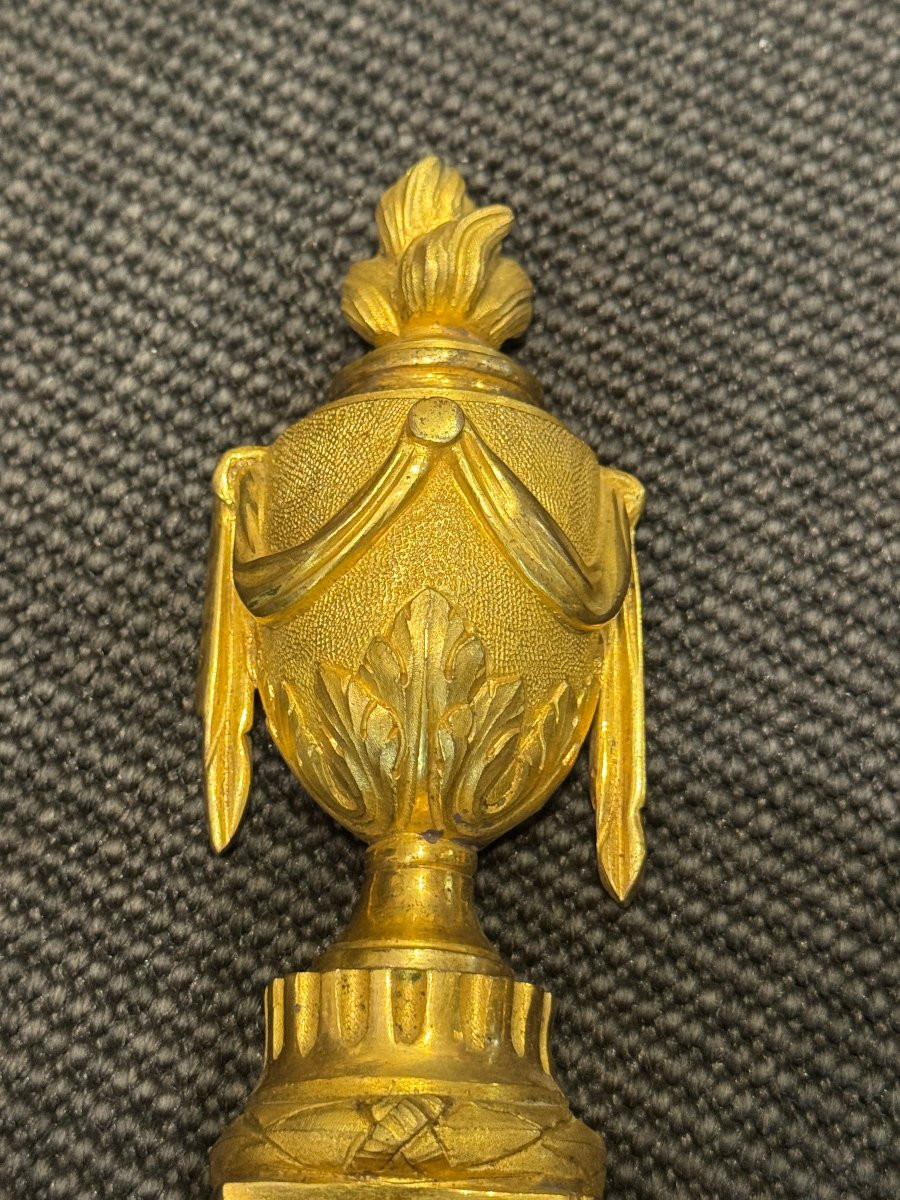 Pair Of Louis XVI Period Two-light Sconces In Chased And Gilt Bronze-photo-5