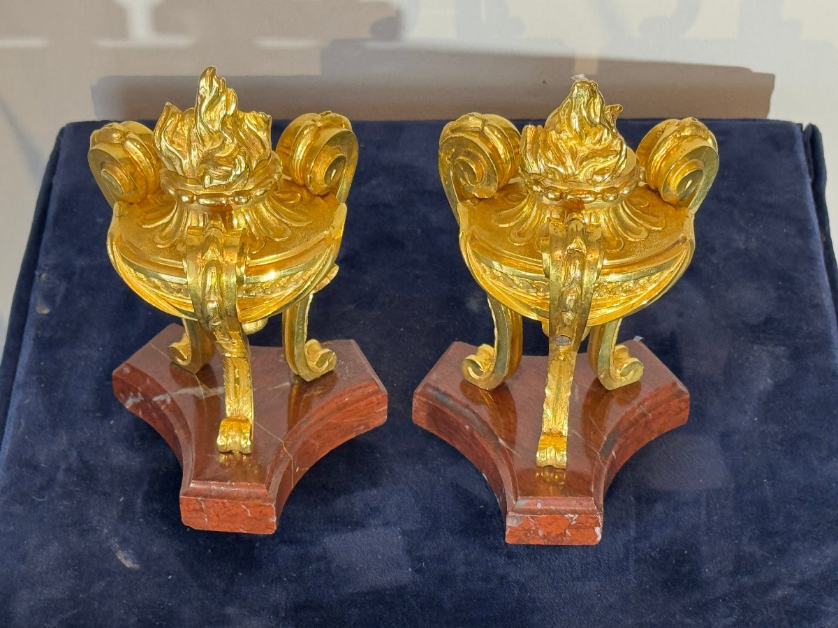 Pair Of Small Gilt Bronze Cassolettes, 18th Century-photo-1