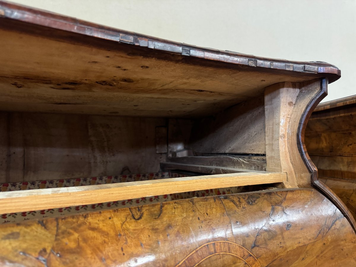 Paire de commodes Lombarde en placage de noyer, Italie XVIII°-photo-2