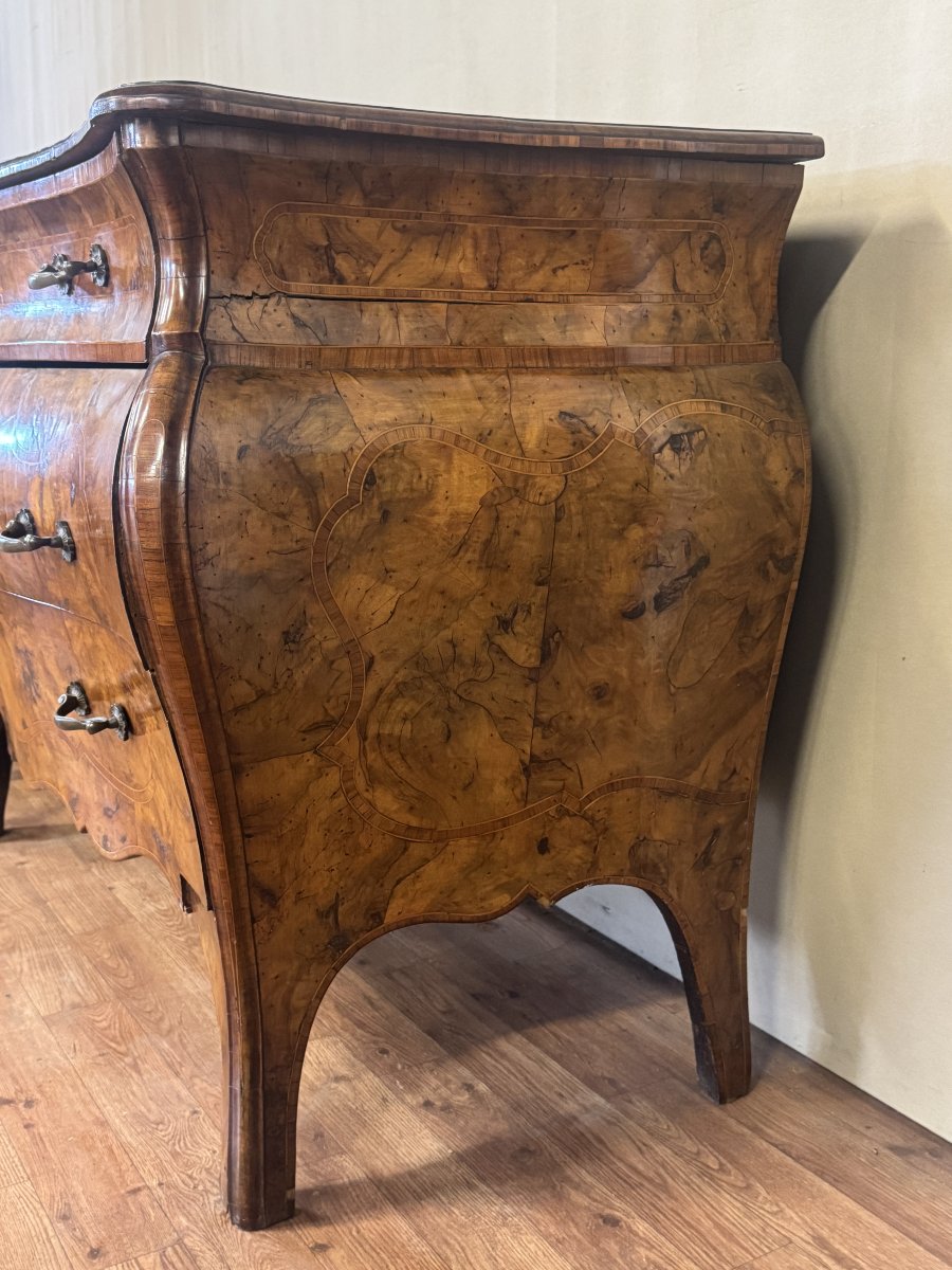 Paire de commodes Lombarde en placage de noyer, Italie XVIII°-photo-5