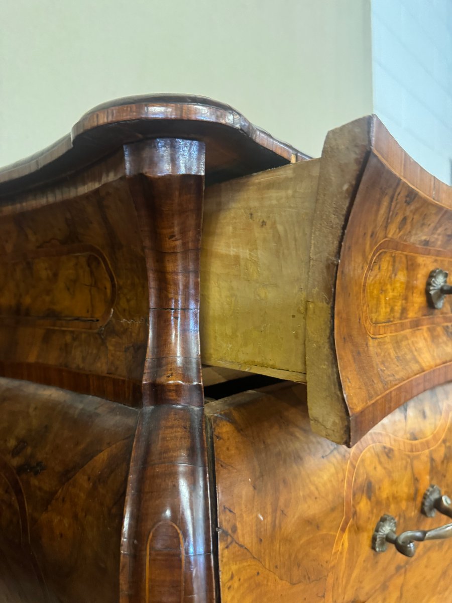 Paire de commodes Lombarde en placage de noyer, Italie XVIII°-photo-7