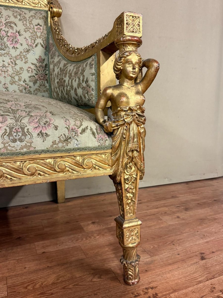 Salon " Aux cariatides " en bois sculpté et doré, vers 1840 - XIX° siècle-photo-1