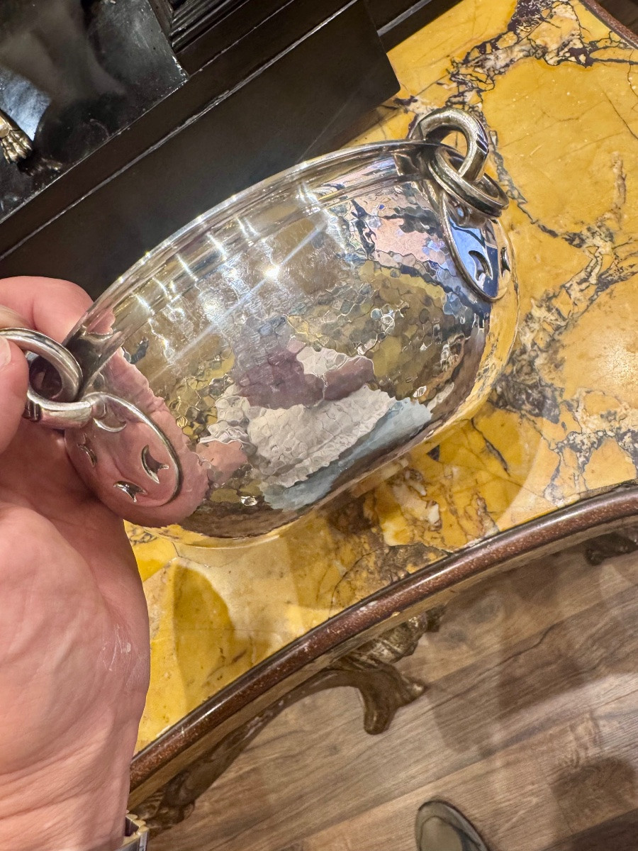 A Beautiful, Rare, And Significant Silver Bowl, Finely Hand-hammered,  Titol-photo-2