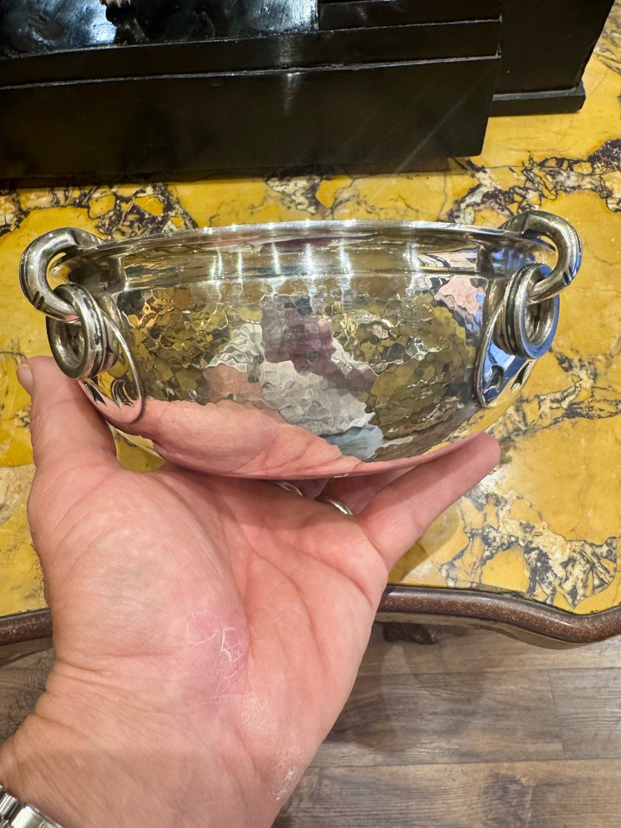 A Beautiful, Rare, And Significant Silver Bowl, Finely Hand-hammered,  Titol-photo-4