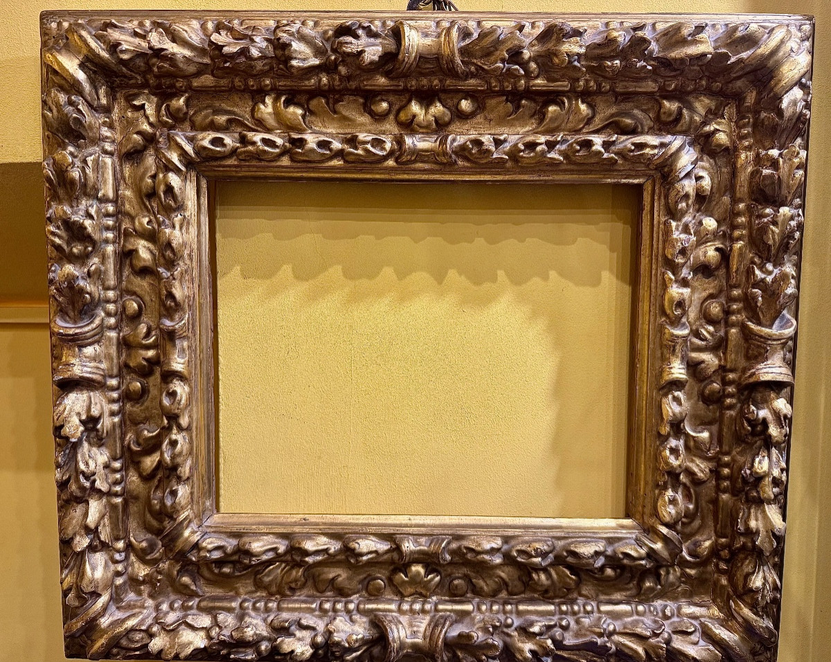 Antique Wooden Frame With Original 24-karat Gold Leaf, 17th-century Emilia, Finely Carved