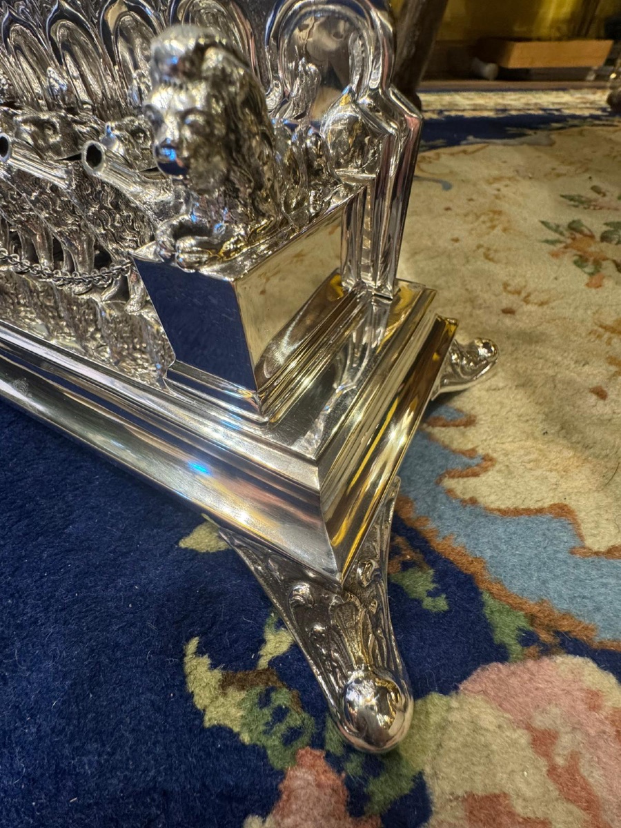 Lampe de Hanoucca juive en argent massif, finement travaillée à la main, composée de  huit boug-photo-7