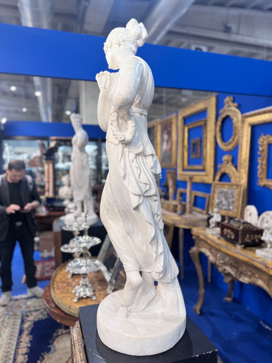 Paire de grandes sculptures féminines représentant deux Vestales dansant, par Canova, datant de-photo-4
