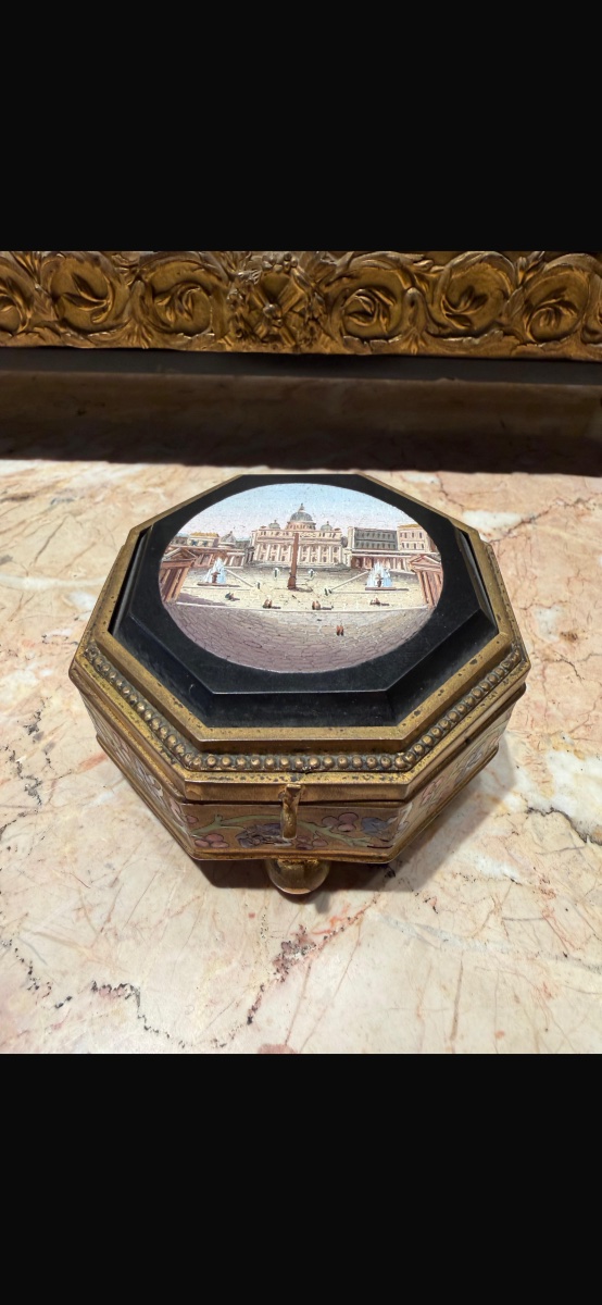 Description  Boîte à bijoux, Rome, fin du XIXe siècle, vers 1850/60  De forme hexagonale, en mé-photo-4