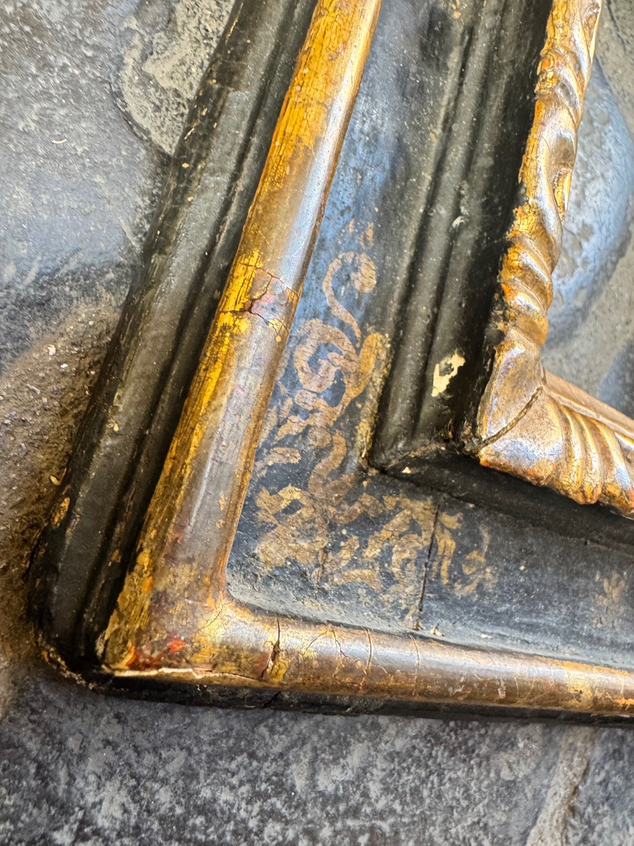 Rare Antique Collectible Frame From Siena, 16th Century, Black Lacquer, Accented With Gold, With The-photo-4