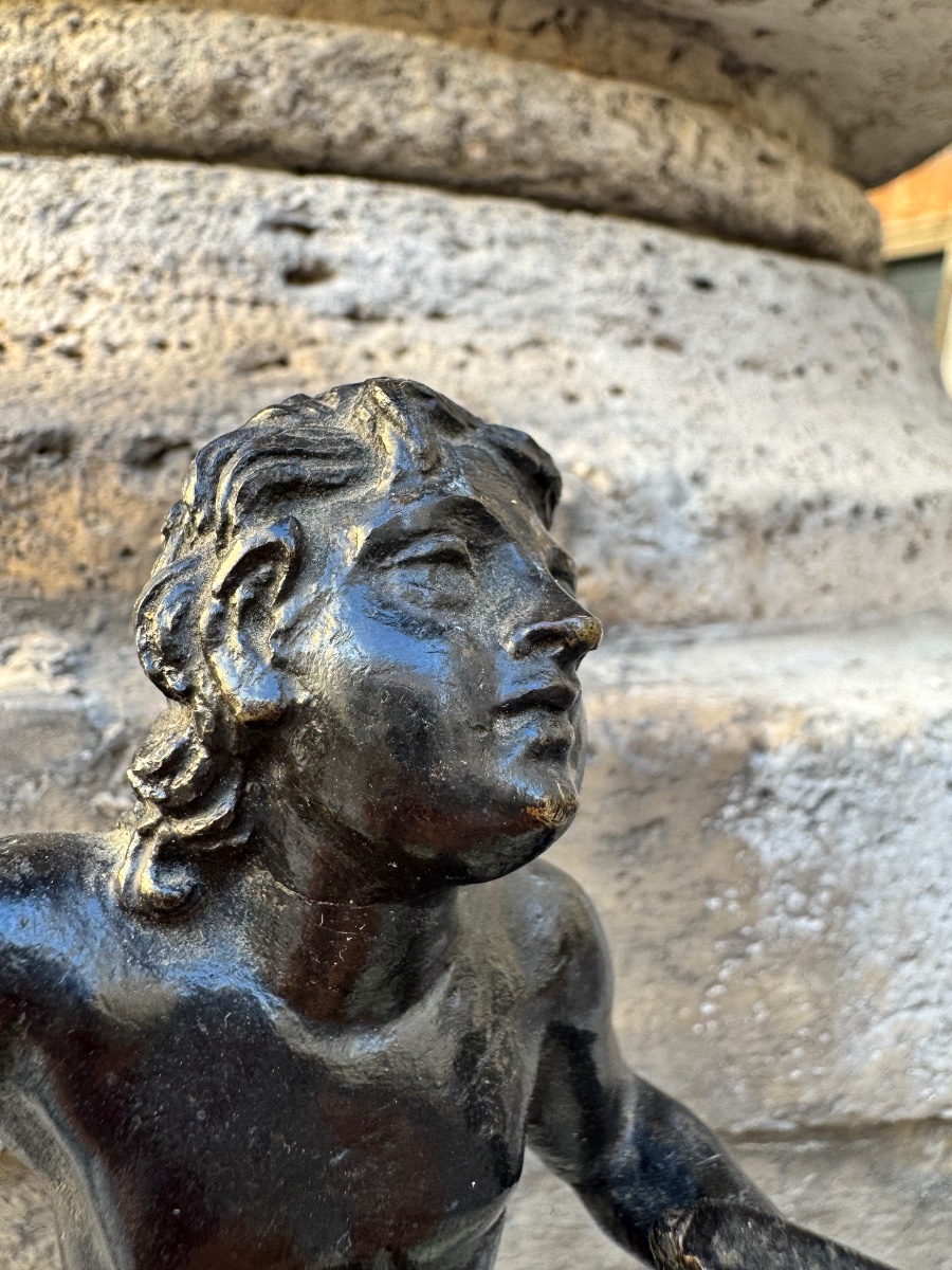 Sculpture en bronze ancien représentant un satyre musicien assis sur un rocher, XVIe siècle, Ro-photo-6