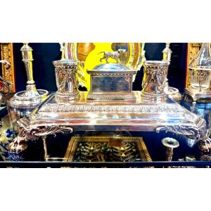 Grand encrier ancien en argent massif 925/000, poinçonné à Londres en 1894 (lettre T). Offert à