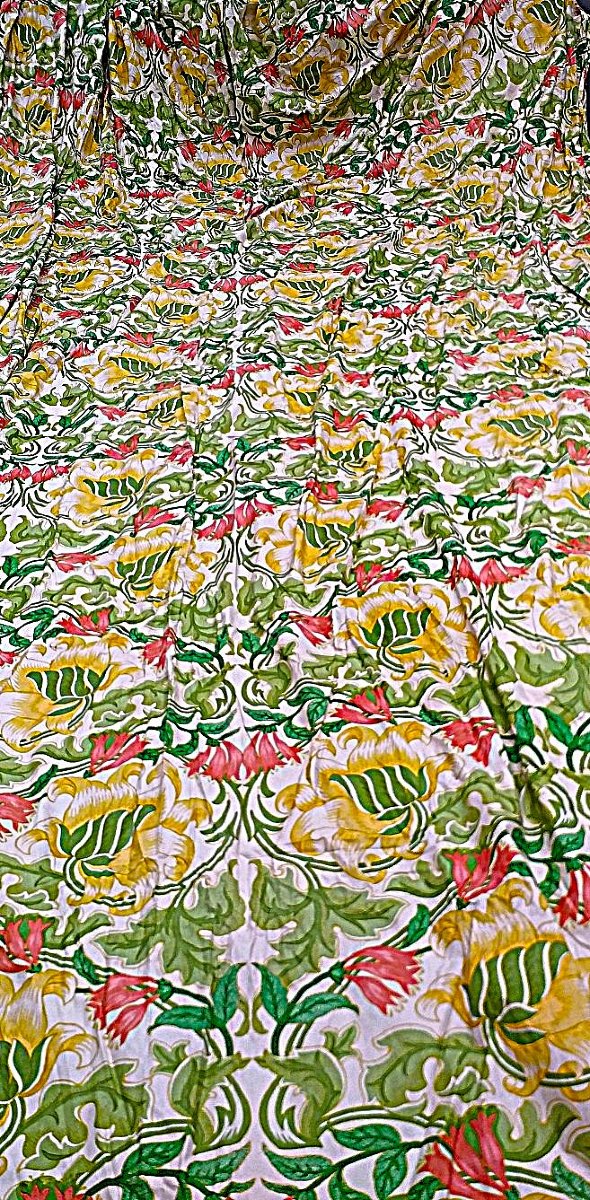 Curtains / Pair / Schintz / Green And Yellow Palm Leaves / H: 5.50 M - W: 2.45 M.