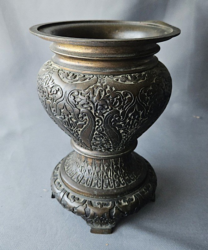 Vase en bronze
