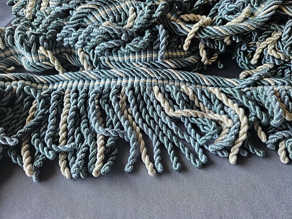 Fringe / Blue And White / For Armchairs Or Other Decorative Items.