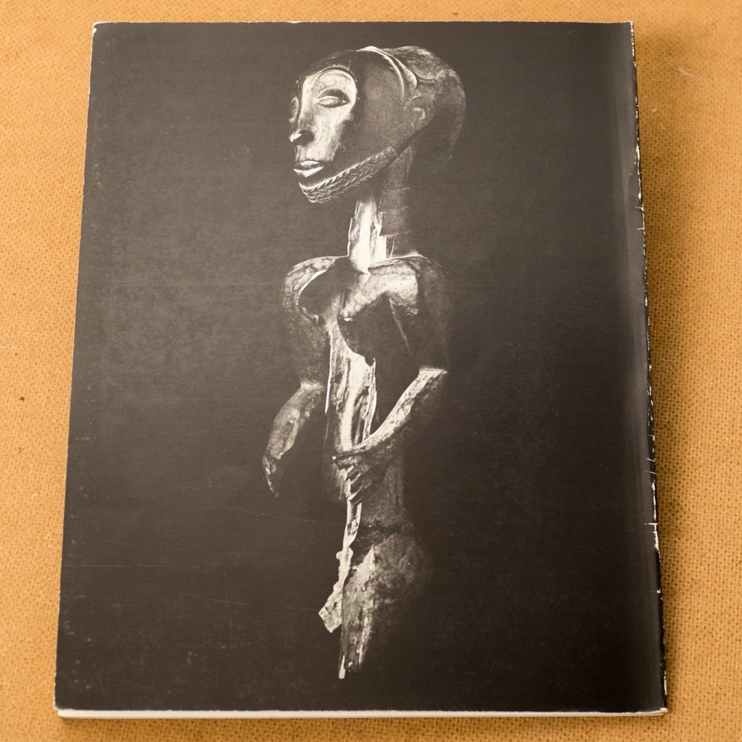 Rare ..  Approach To Hemba Arts . Neyt . De Strycker . Black African Arts Collection ..-photo-4