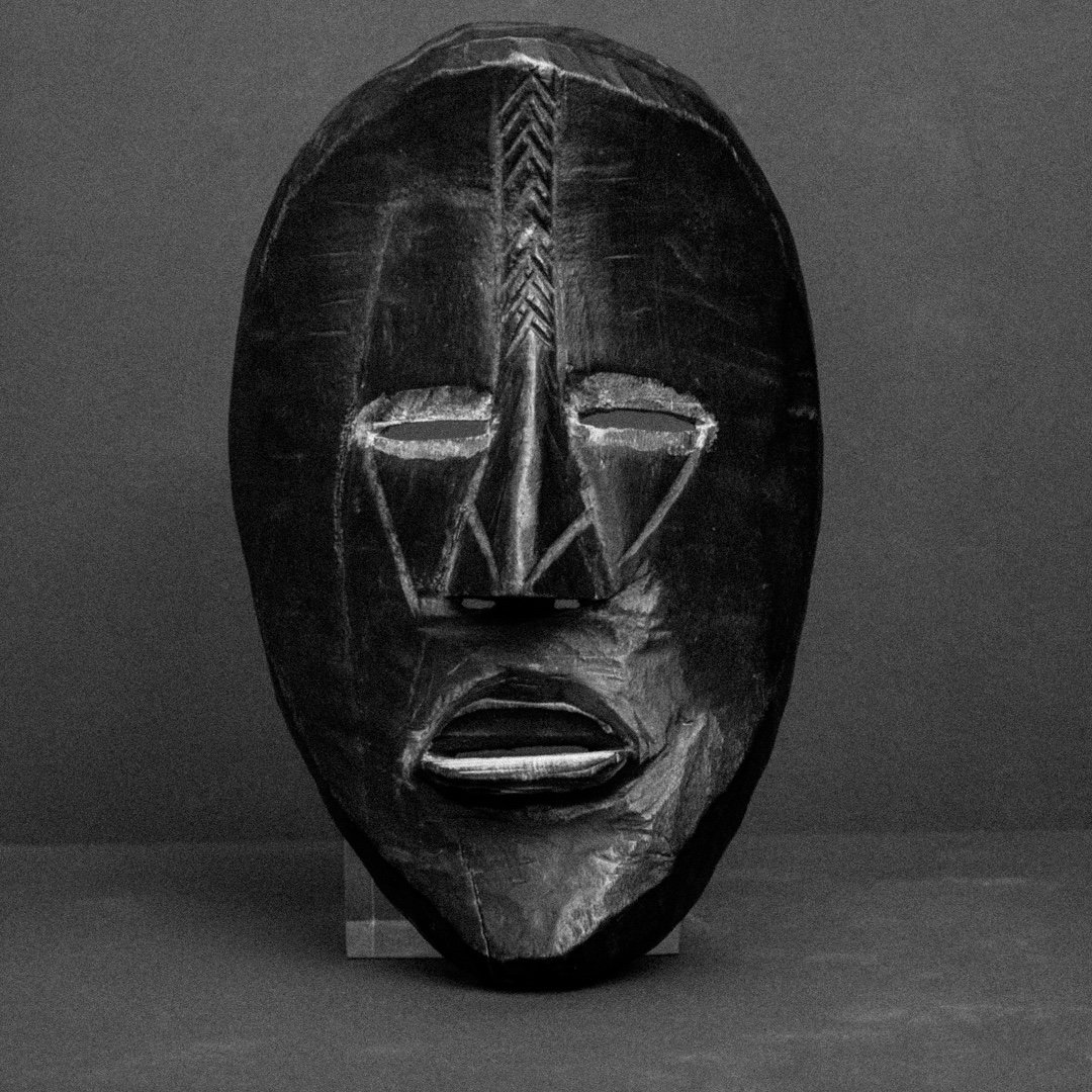 Dan Mano Mask . Ivory Coast .. African Art .