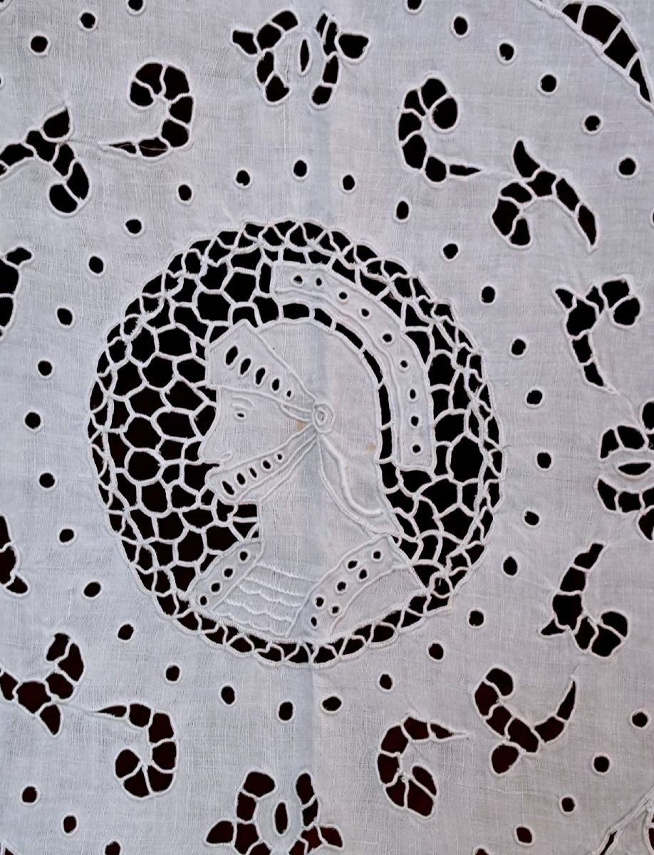 Paire de rideaux, en lin et broderie Richelieu ,   à motifs historiques -photo-3