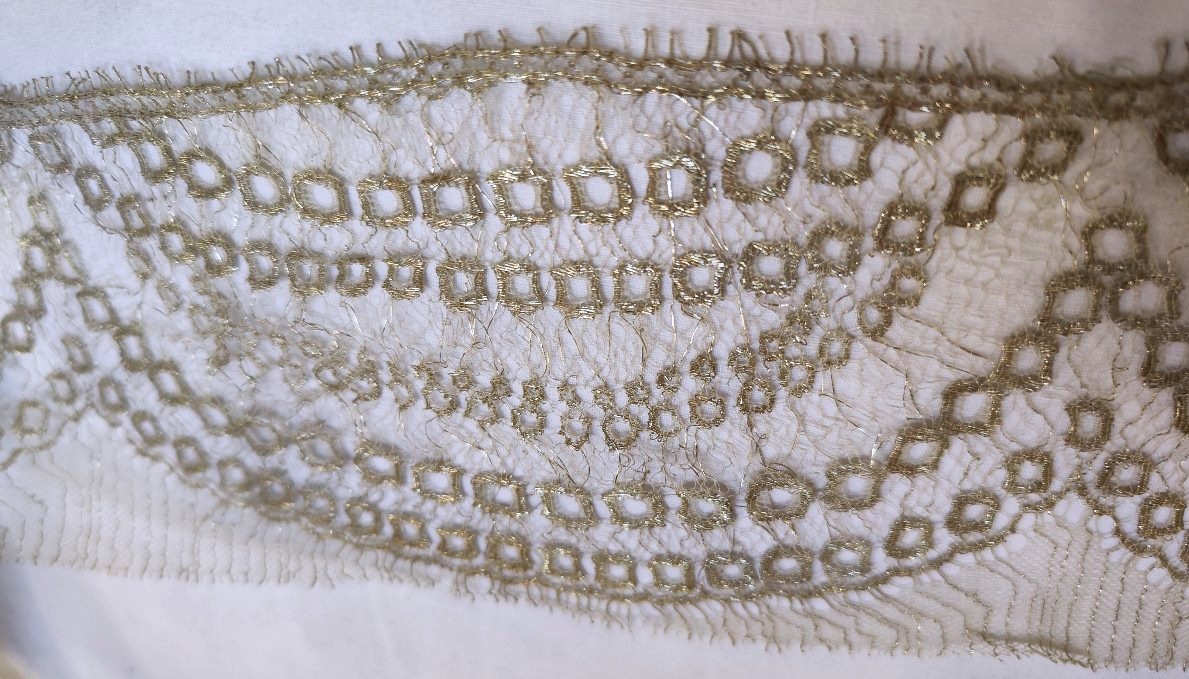 Important Galon de Passementerie en Dentelle Métallique Argentée - 5,40 m-Époque Art Nouveau-photo-2