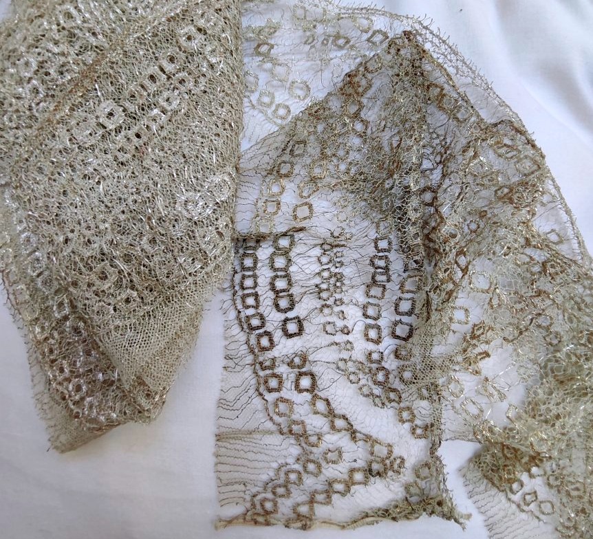 Important Galon de Passementerie en Dentelle Métallique Argentée - 5,40 m-Époque Art Nouveau-photo-4
