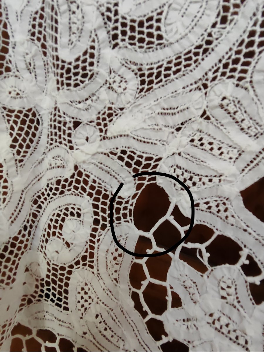  Exceptional "belle époque" Tablecloth, Entirely In Luxeuil Lace, 180 Cm X 280 Cm.-photo-7