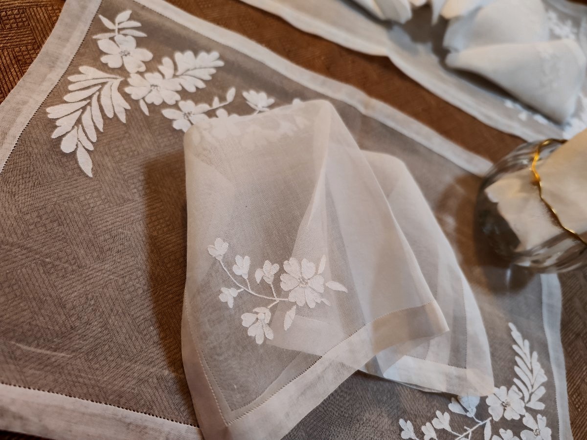 Ensemble de sets, serviettes et chemin de table en Organdi de t-photo-1